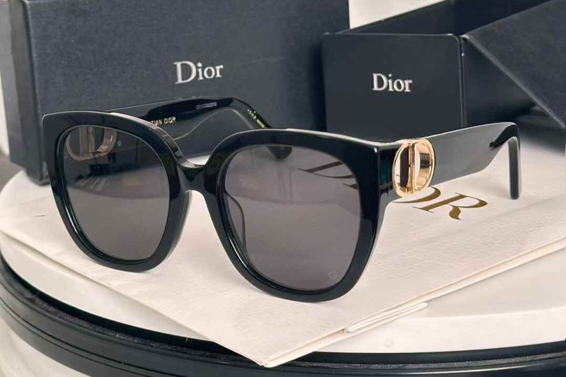 30Montaigne S10F Sunglasses Black Gold Gray