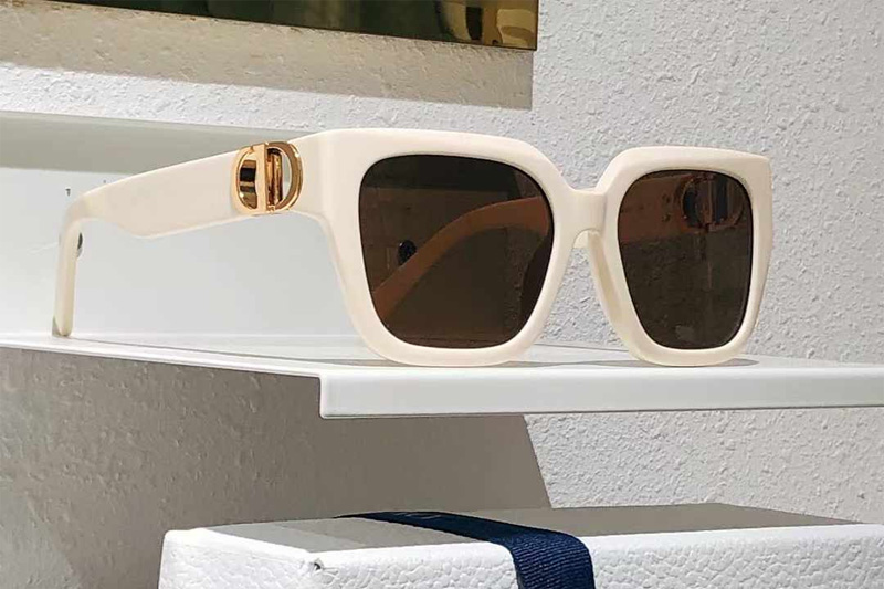 30Montaigne S8U Sunglasses Cream Brown