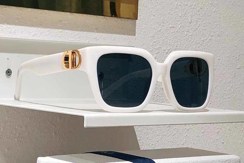 30Montaigne S8U Sunglasses White Gray