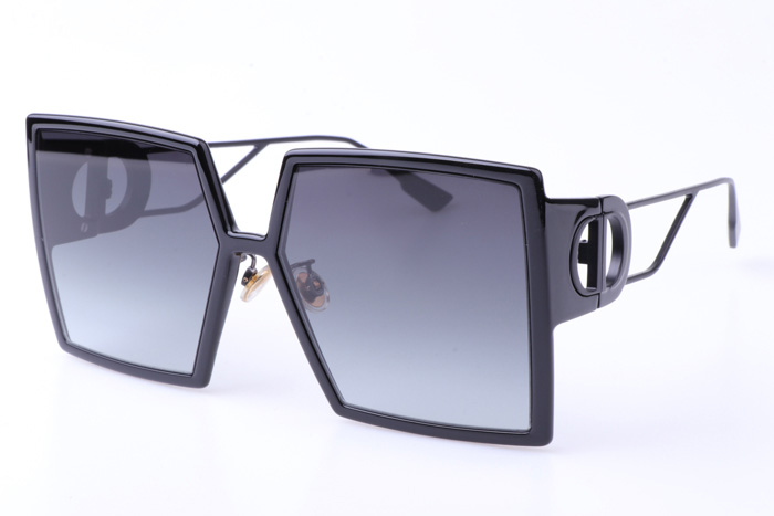 30Montaigne Sunglasses Black Gradient Gray