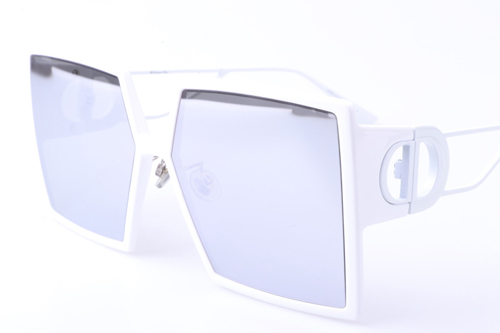 30Montaigne Sunglasses White Silver