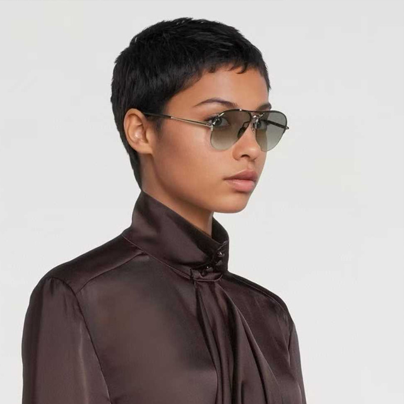 Amelia Sunglasses Silver Gradient Gray