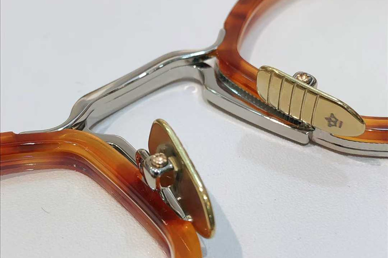 Aragon Eyeglasses Light Tortoise Silver