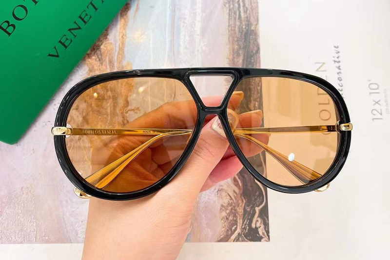 BV1274S Sunglasses Black Gold Brown