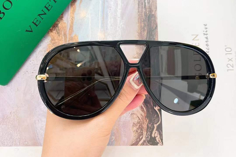 BV1274S Sunglasses Black Gold Gray