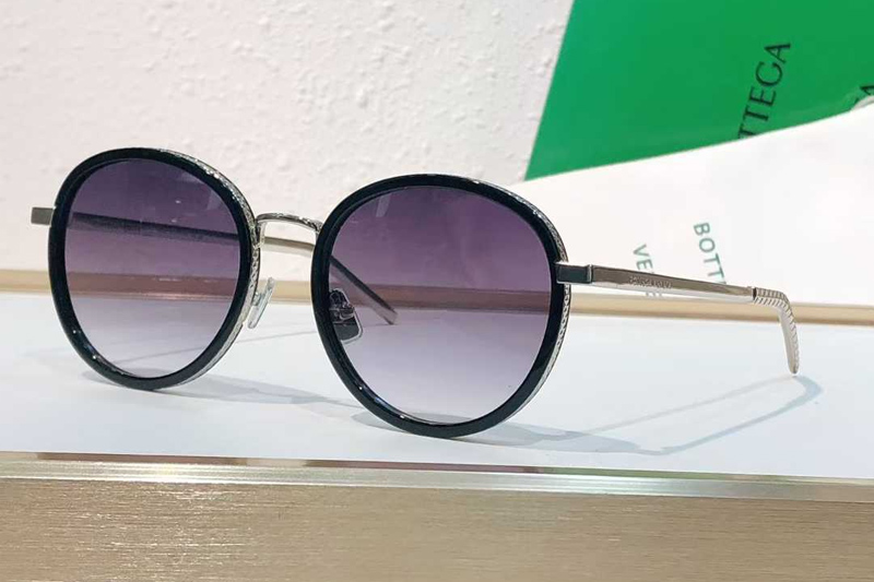 BV1428OA Sunglasses Black Silver Gradient Gray