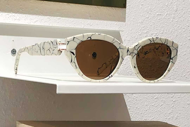 BV40046I Sunglasses White Brown
