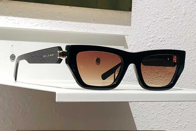 BV40047I Sunglasses Black Gradient Brown