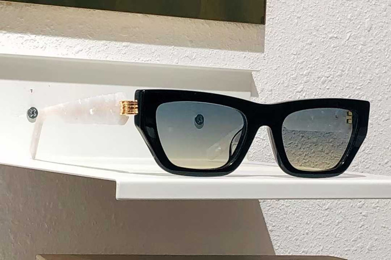 BV40047I Sunglasses Black White Gradient Blue