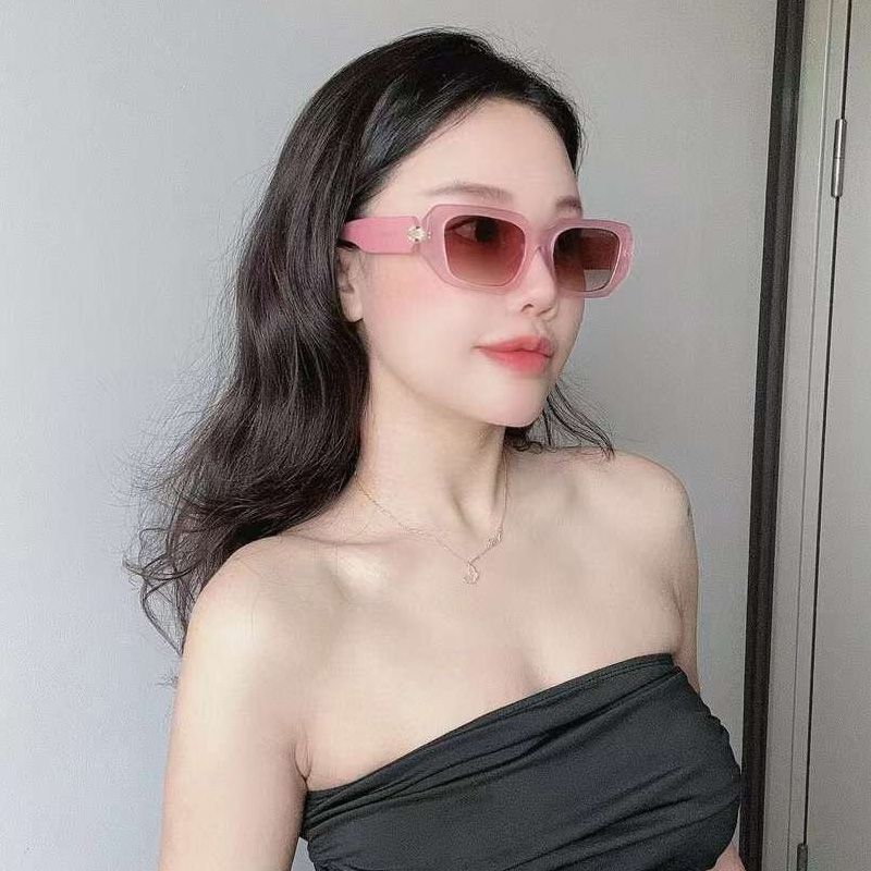 BV40067 Sunglasses Pink Gradient Brown