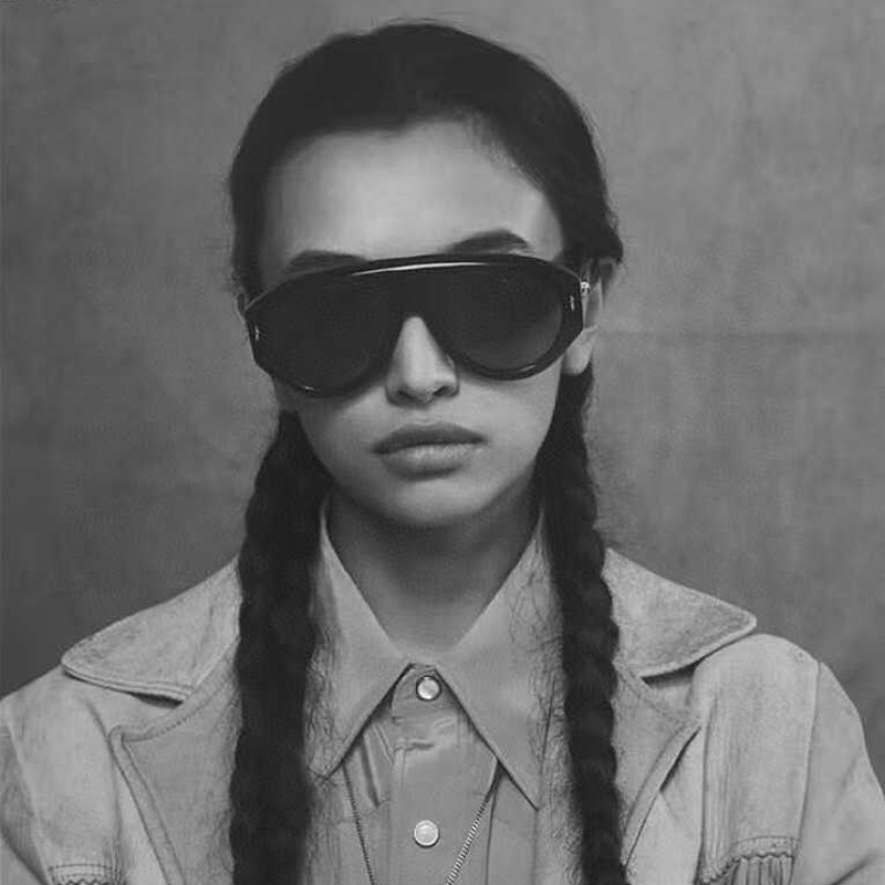 Bandit Sunglasses Black Gradient Gray