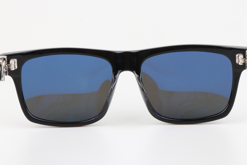 Box Lunch-A Sunglasses Black Silver Gray