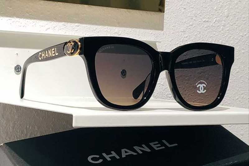 CH0550 Sunglasses Black Gradient Brown