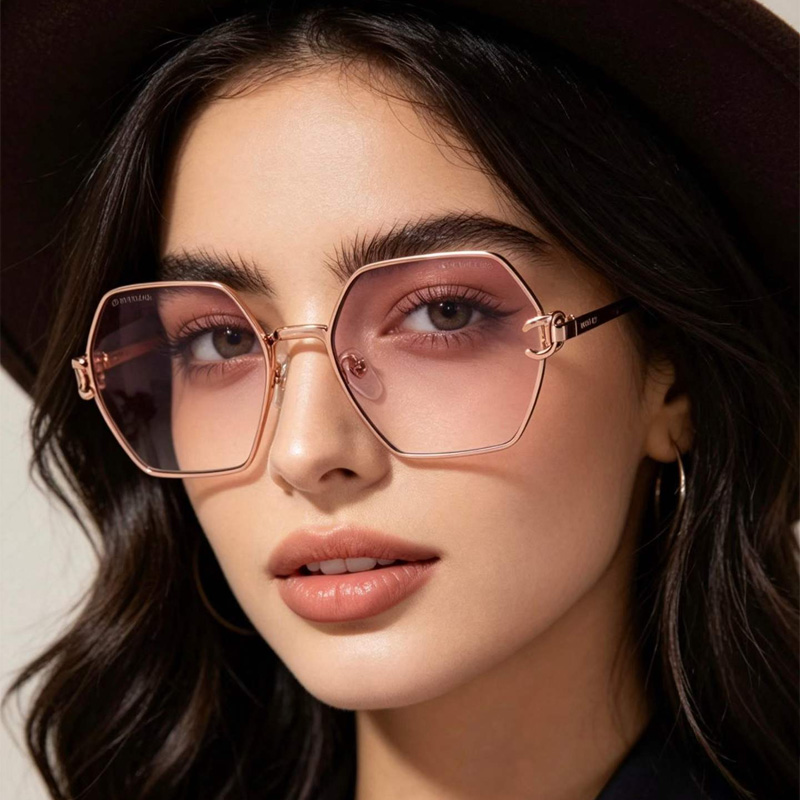CH2231 Sunglasses Rose Gold Gradient Pink