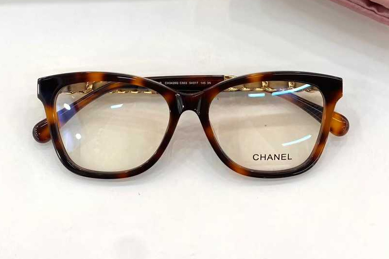 CH3429Q Eyeglasses Tortoise