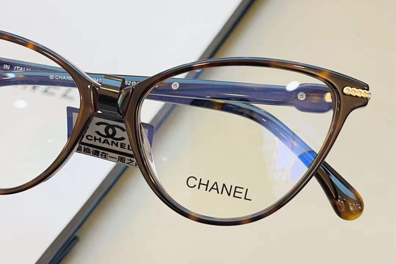 CH3457 Eyeglasses Tortoise