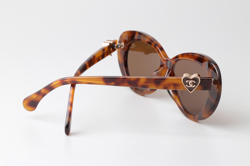 CH3466 Sunglasses Tortoise Brown