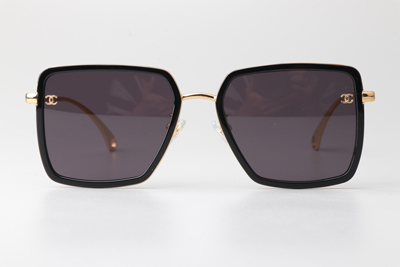 CH3489 Sunglasses Black Gold Gray
