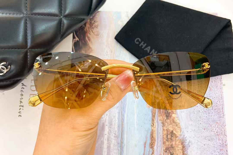 CH4286T Sunglasses Gold Gradient Yellow