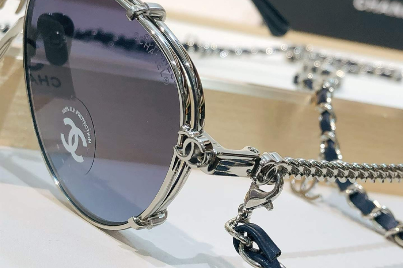 CH4292 Sunglasses Silver Gradient Gray