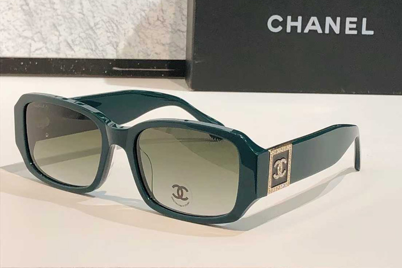 CH4366 Sunglasses Green Gradient Green