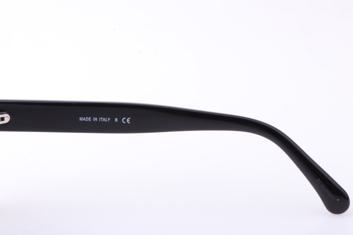 CH5408 Sunglasses Black Gold Gradient Gray