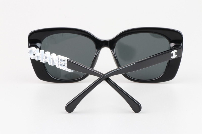 CH5422 Sunglasses Black White Gray