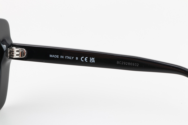 CH5422 Sunglasses Black White Gray