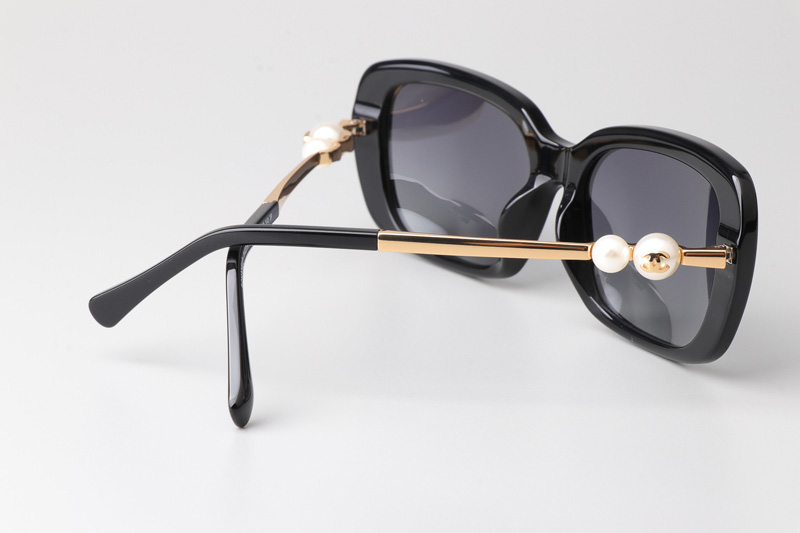 CH5427H Sunglasses Black Gold Gray