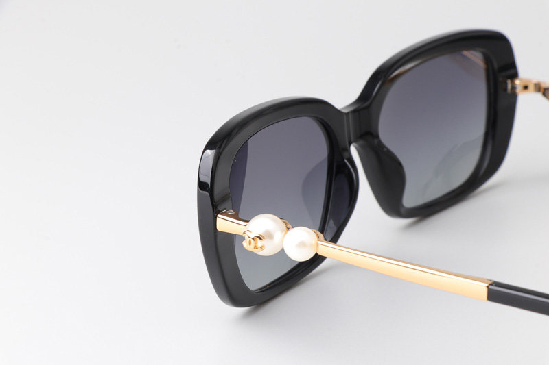 CH5427H Sunglasses Black Gold Gray