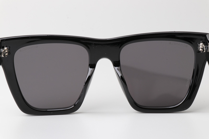 CH5465 Sunglasses Black Gray