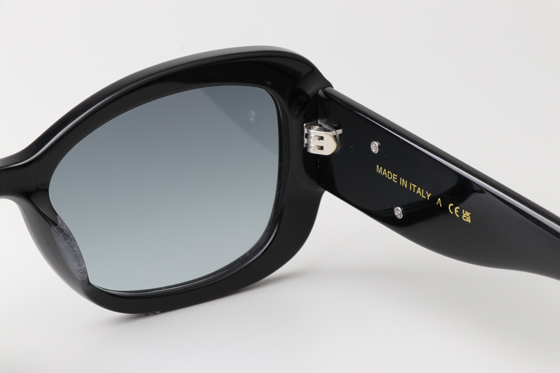 CH5468B Sunglasses Black Gradient Gray