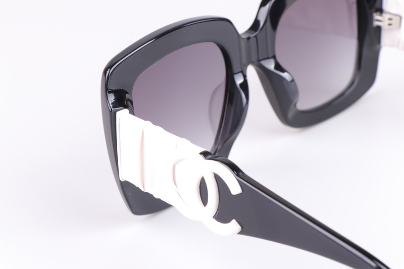 CH5474Q Sunglasses Black White Gradient Gray