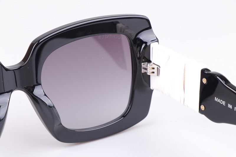 CH5474Q Sunglasses Black White Gradient Gray