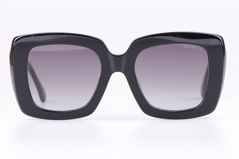 CH5474Q Sunglasses Black White Gradient Gray
