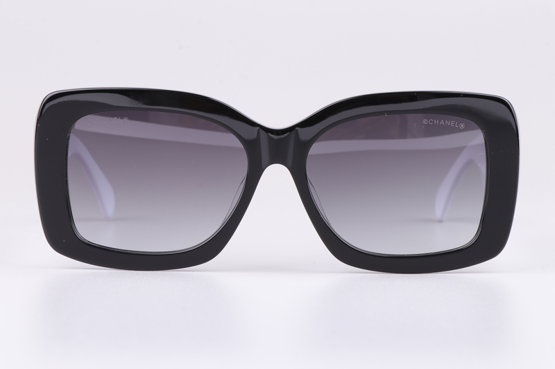 CH5483 Sunglasses Black White Gradient Gray