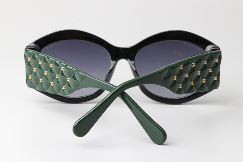 CH5486 Sunglasses Black Green Gradient Gray