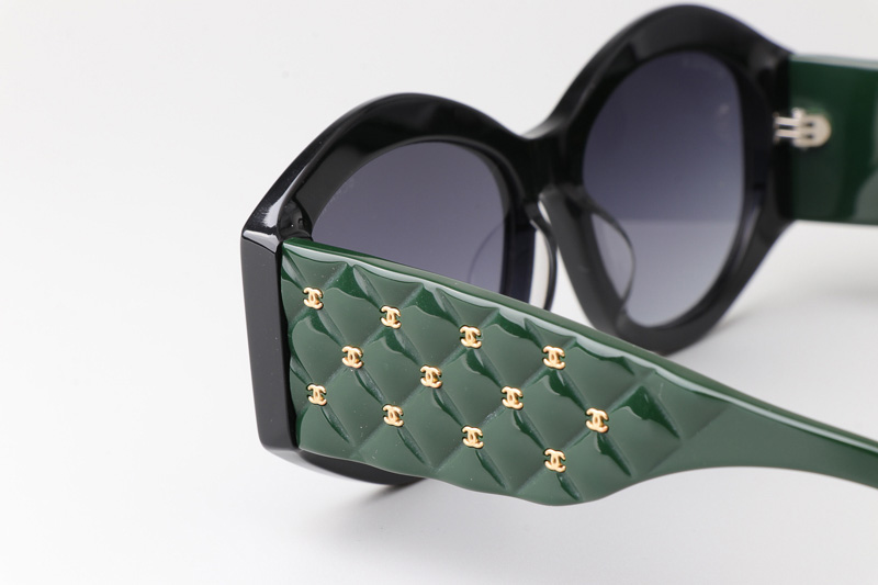 CH5486 Sunglasses Black Green Gradient Gray