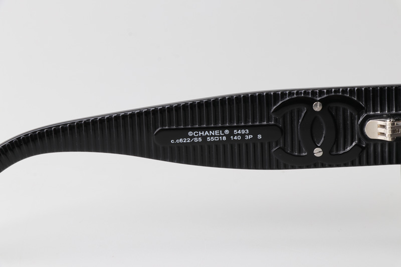 CH5493 Sunglasses Black Gold Gray