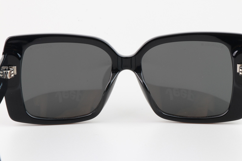 CH5494 Sunglasses Black Gray