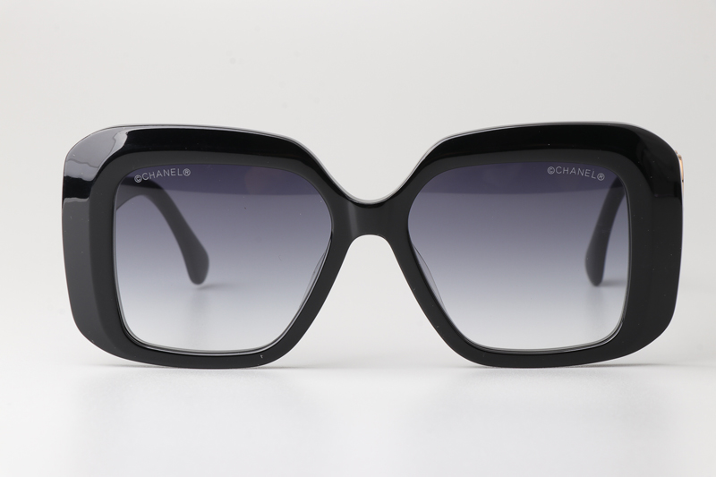 CH5518 Sunglasses Black Gradient Gray