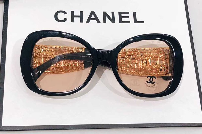 CH5531 Sunglasses Black Pink