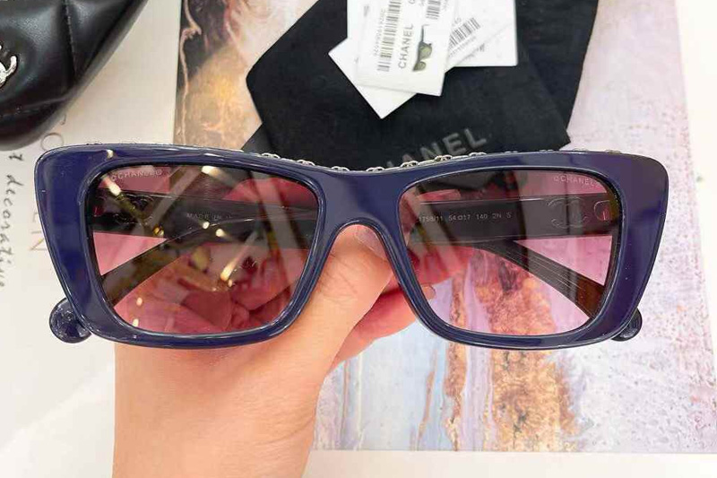 CH5540 Sunglasses Blue Gradient Pink