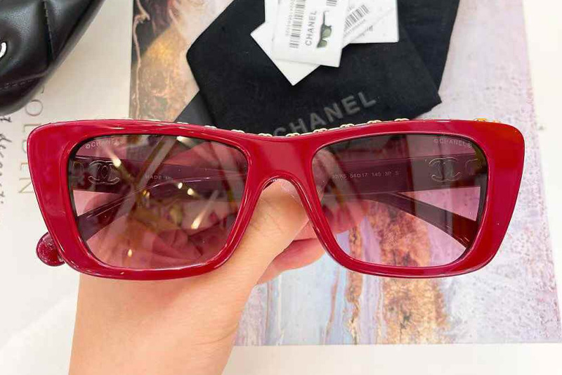 CH5540 Sunglasses Red Gradient Pink