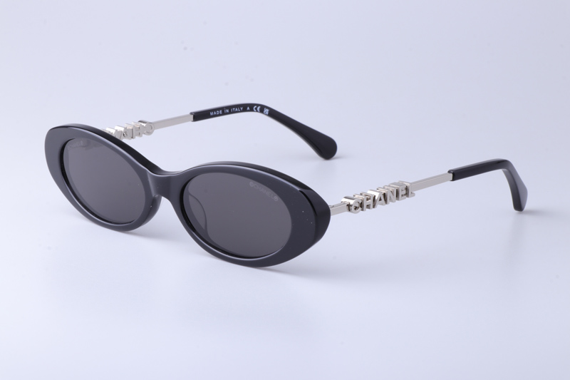 CH5565 Sunglasses Black Silver Gray