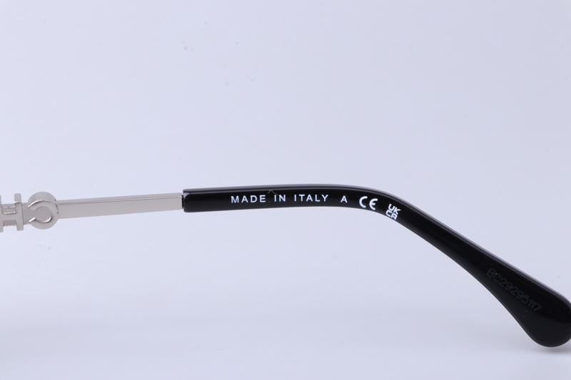 CH5565 Sunglasses Black Silver Gray