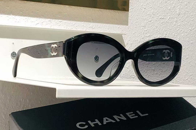 CH6078S Sunglasses Gray Tortoise Gradient Gray