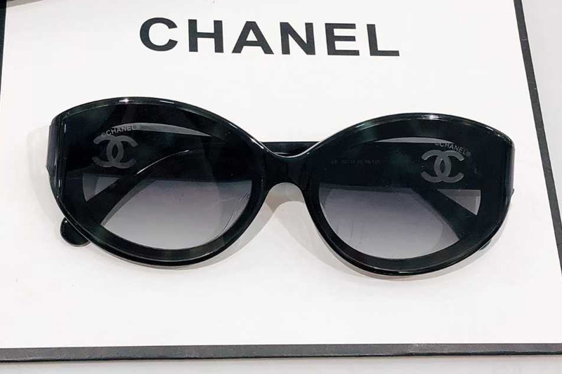 CH6078S Sunglasses Gray Tortoise Gradient Gray