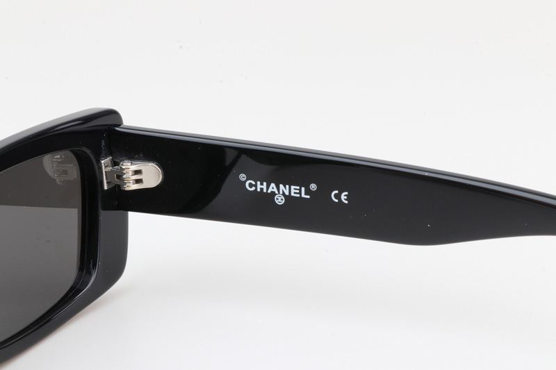 CH71473 Sunglasses Black Gray