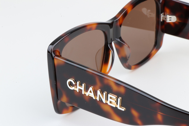 CH71474 Sunglasses Tortoise Brown